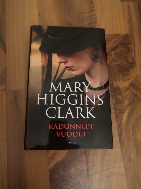 Mary Higgins Clark - Kadonneet vuodet