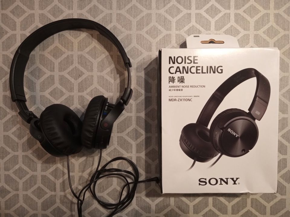 Sony MDR-ZX110NC noice canceling kuulokkeet