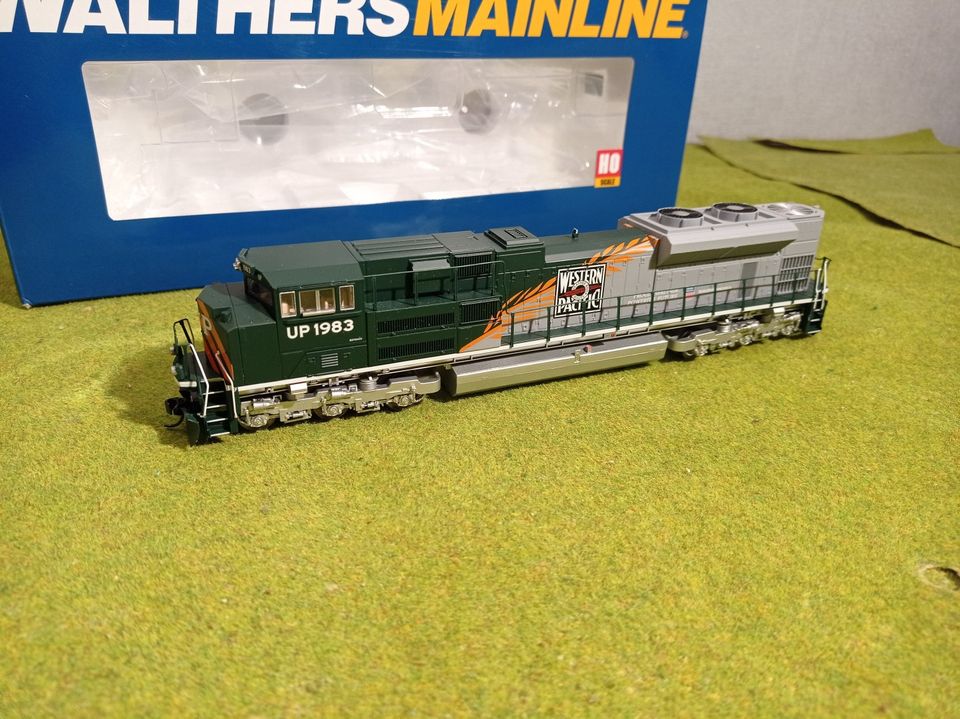 Walthersin SD70Ace Western Pacific (H0)