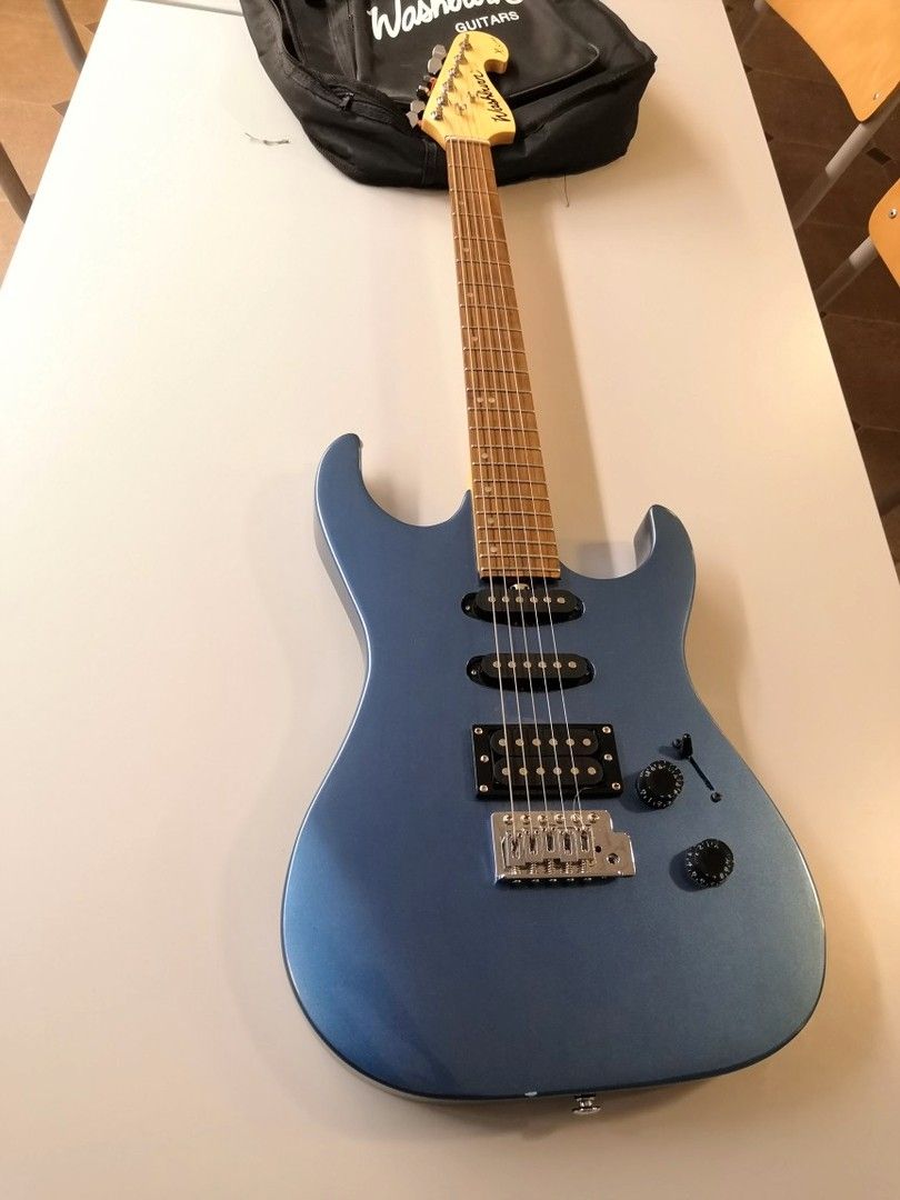 Washburn X-Series sähkökitara+kassi