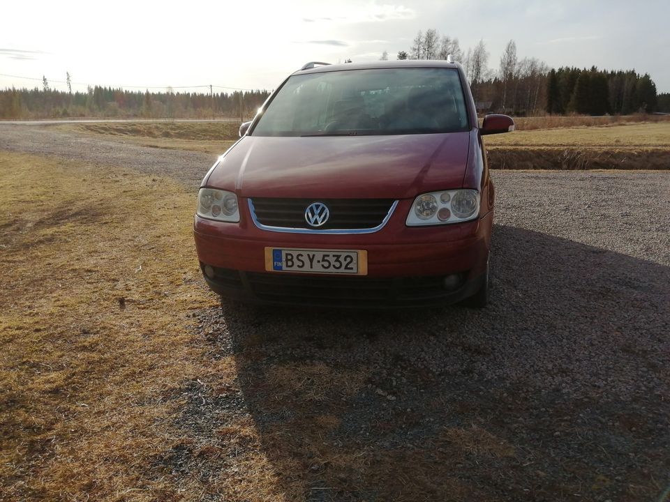 Vw touran vm. 2005 2.0 TDI osia