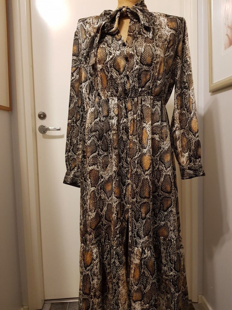 Maxi mekko ZARA pitkät hihat L