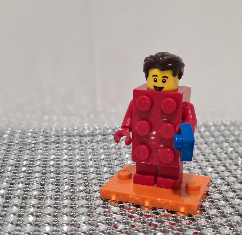 Lego brick suit guy