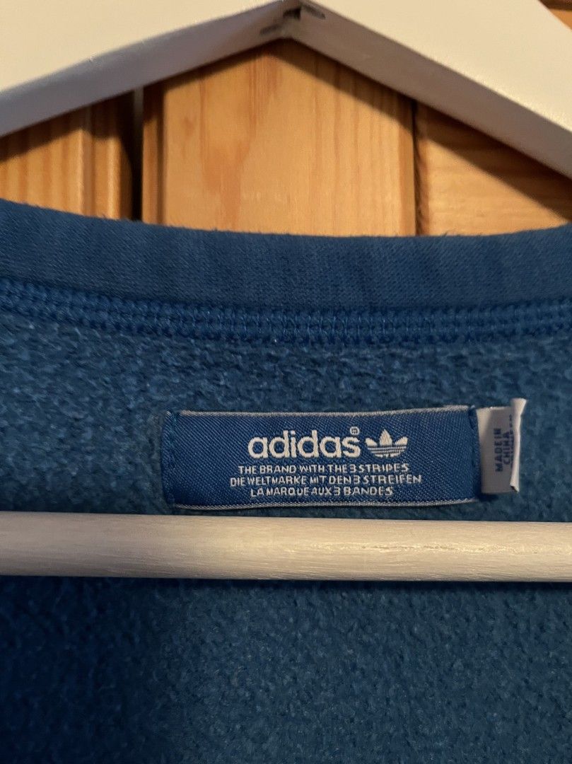 Uusi Adidas S koon paita (noin -90% ovh)