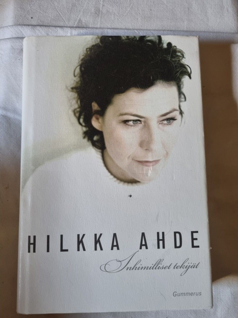 Inhimilliset tekijät - Hilkka Ahde