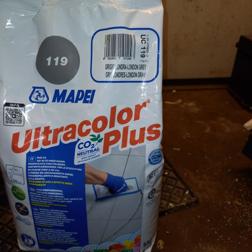 Mapei Ultracolor Plus Sävy 119 Harmaa Saumauslaasti 2x5kg