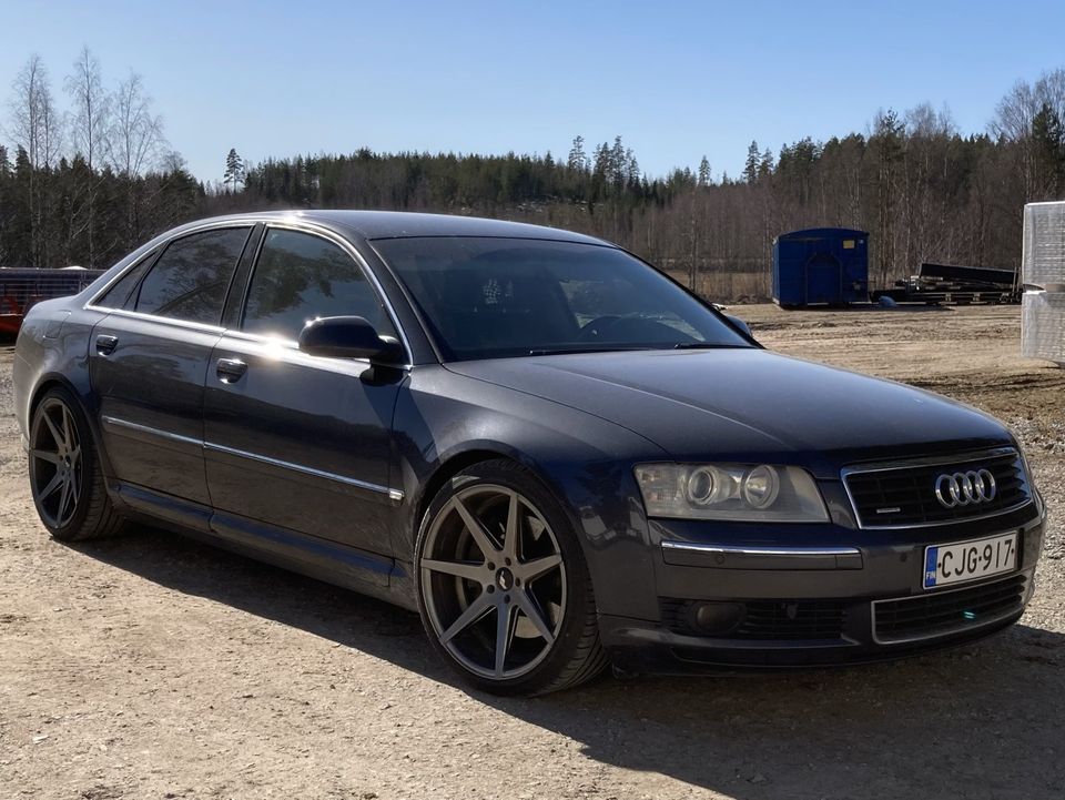 Audi A8 D3 3.7 V8 quattro