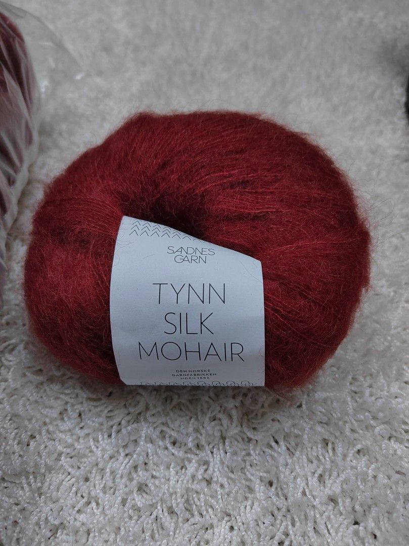 Tynn silk mohair, tumma viininpunainen