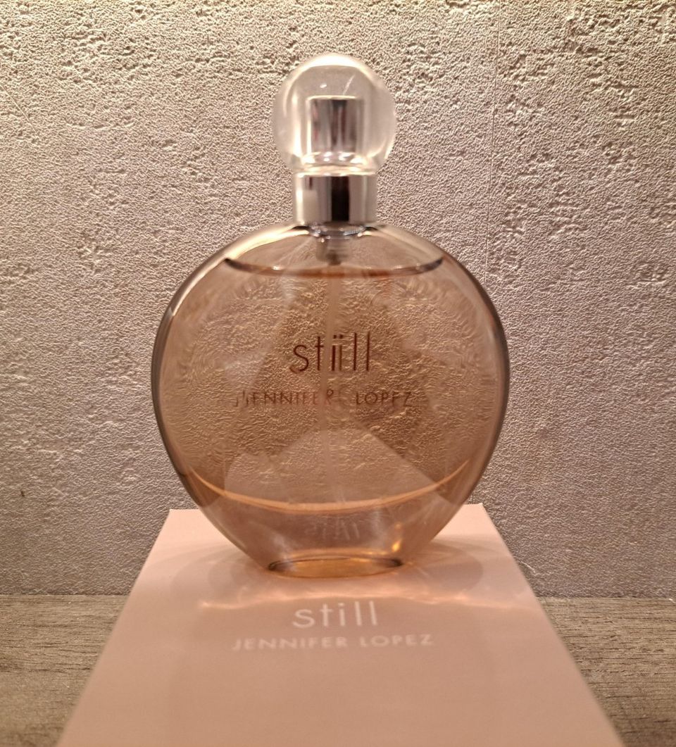 Jennifer Lopez hajuvesi 'Still' 50ml