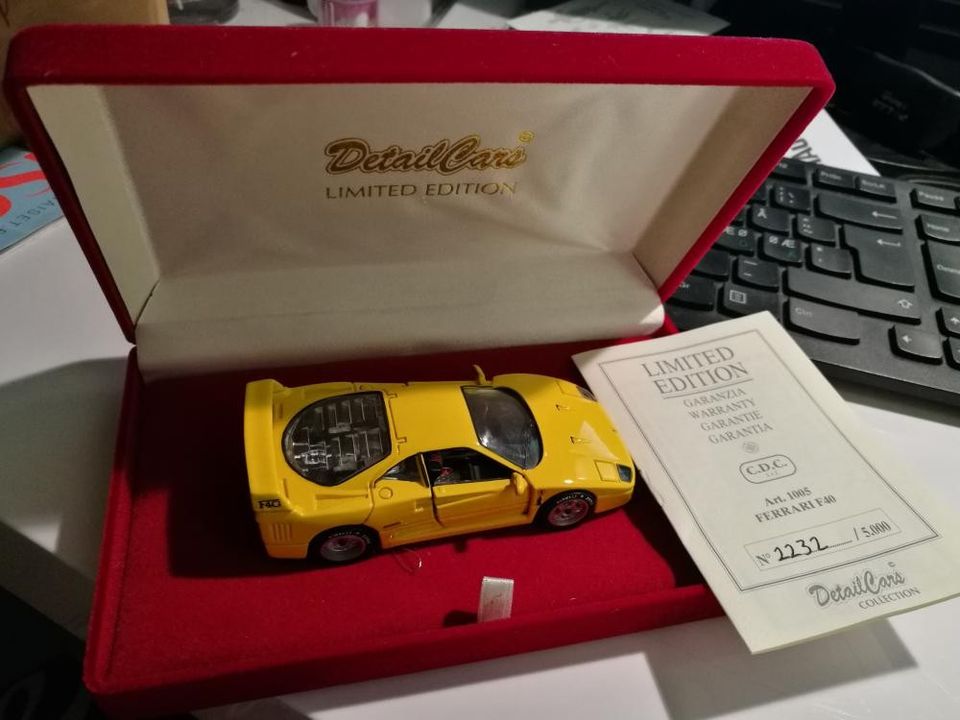 Keräilyauto Ferrari F40 DetailCars Limited Edition