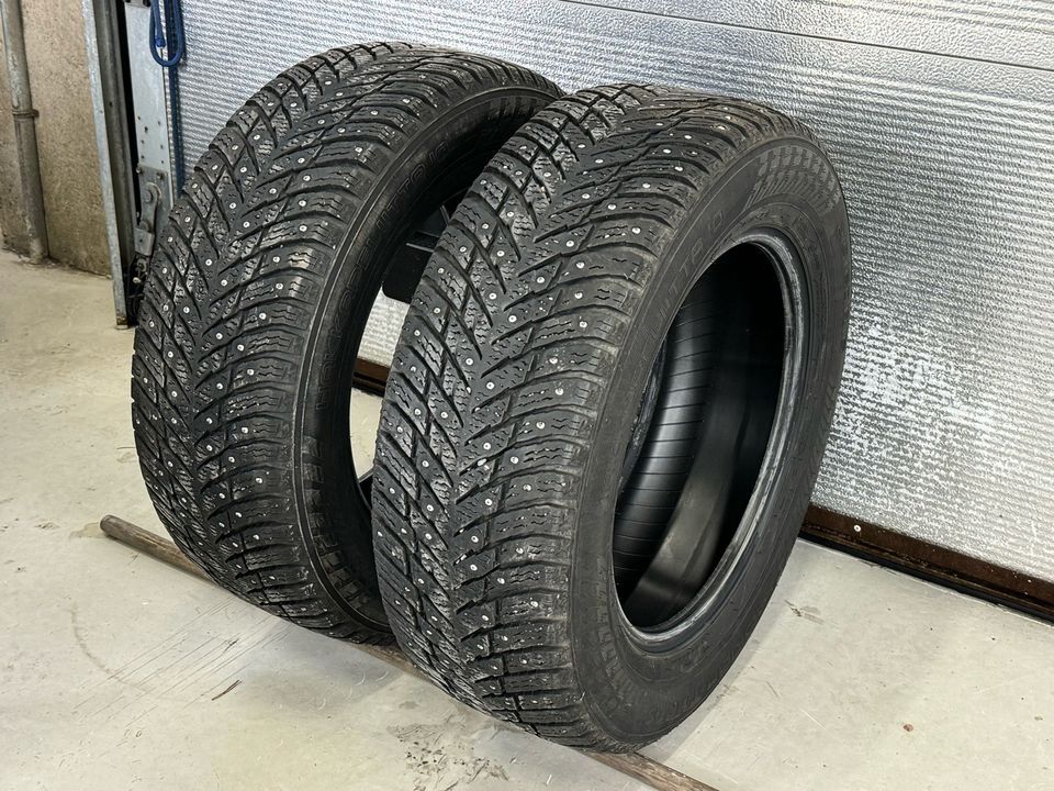 215 60 R16 2kpl Nokian Hakkapeliitta 10