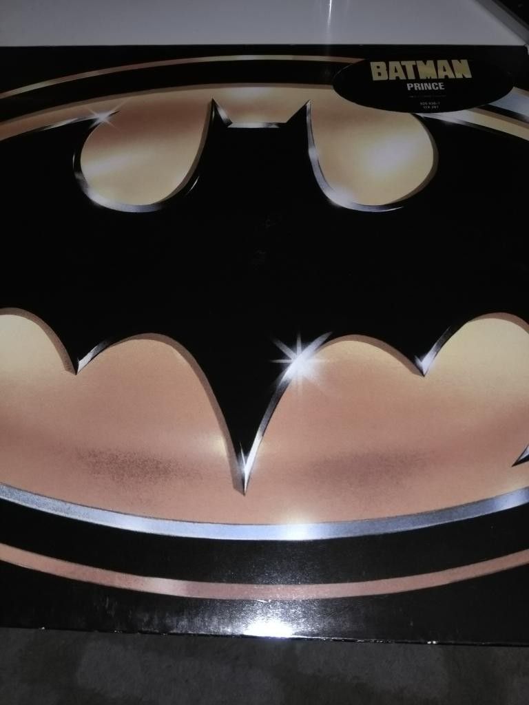 Batman LP levy