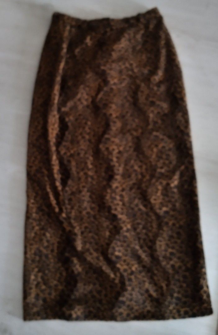 Leopardikuvioinen pitkä hame, koko 38