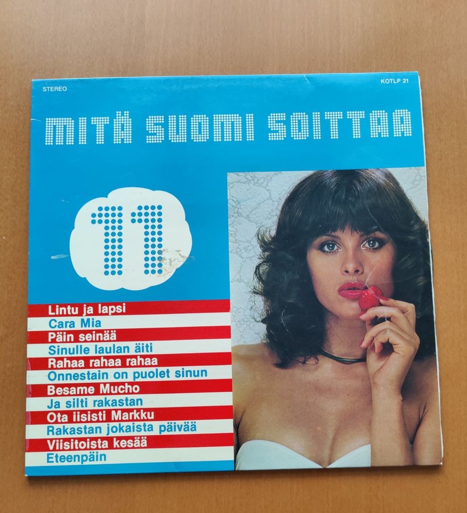 Vinyyli Mitä Suomi Soittaa 11 LP-LEVY