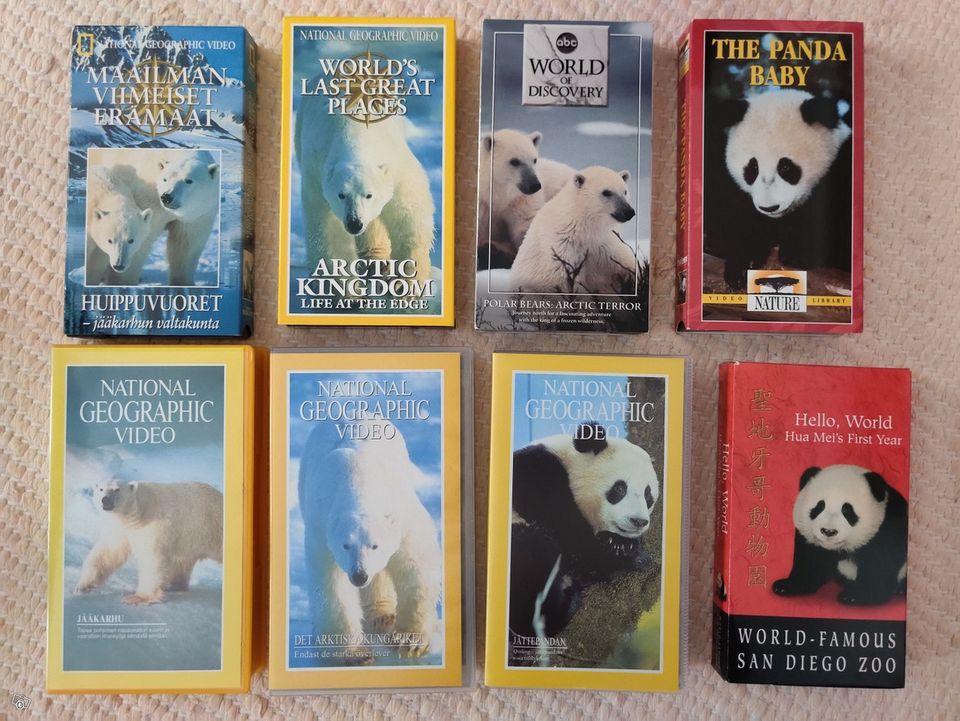 Panda- ja jääkarhudokumentteja (VHS)