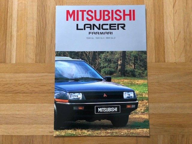 Esite Mitsubishi Lancer farmari vuodelta 1985/1986