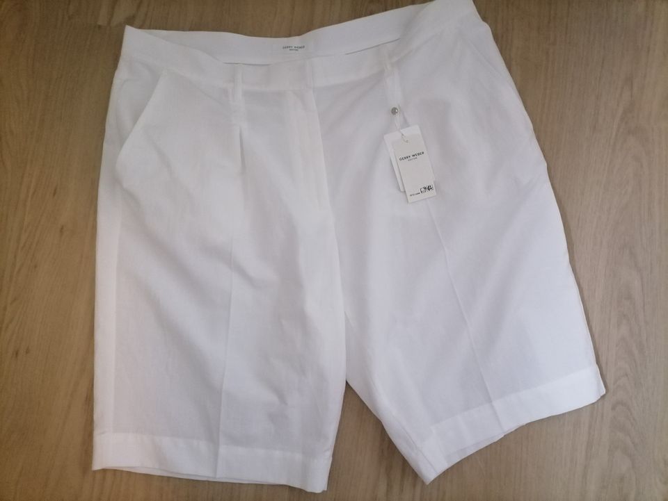 Myynti gerry weber shortsit koko 46