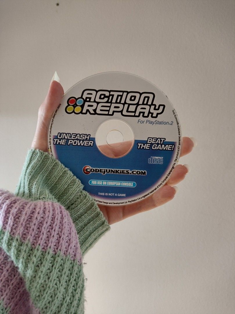 Action Replay Max PS2 konsolille