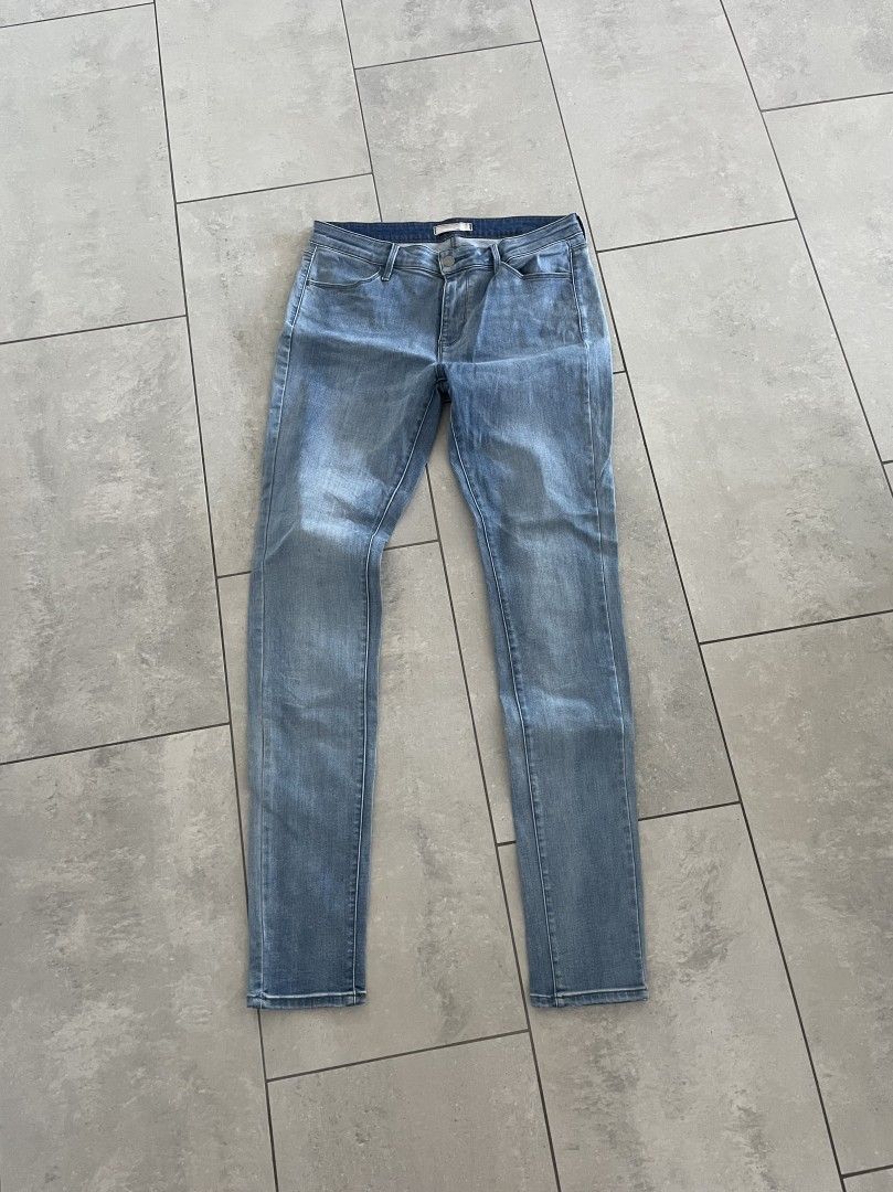 Uniqlo kulutuspestyt skinny jeans 29 x 33