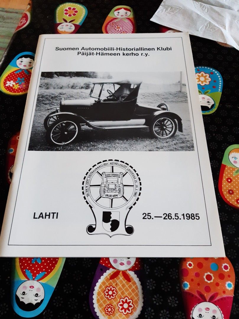 Valtakunnalliset retkeilyajot ja autonäyttely 1985