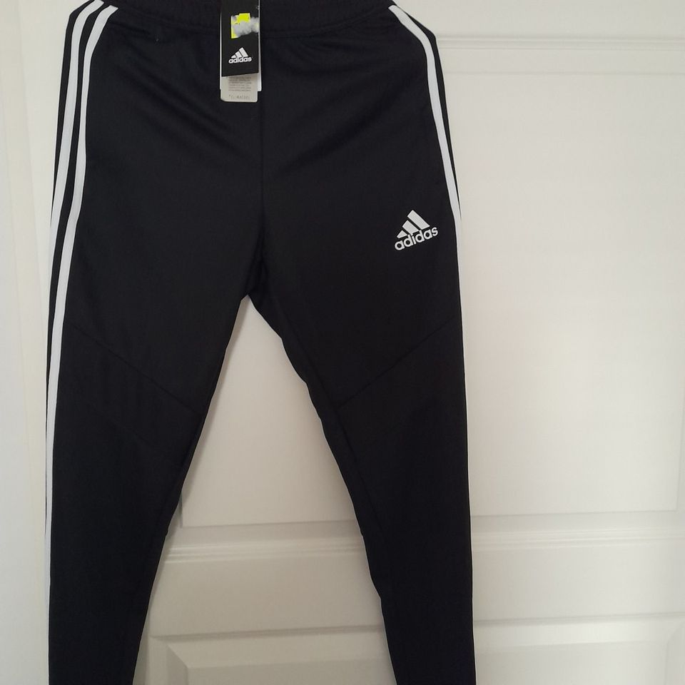 Adidas Tiro19 verryttelyhousut - uudet