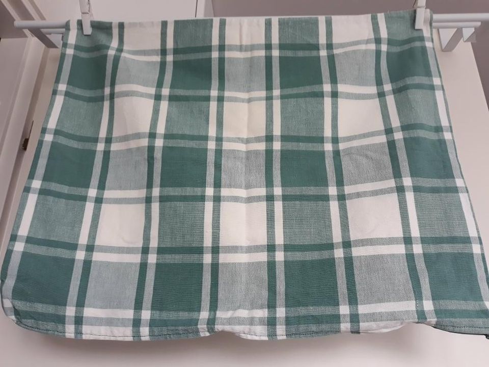 Tyynynpäällinen (vetoketjullinen)