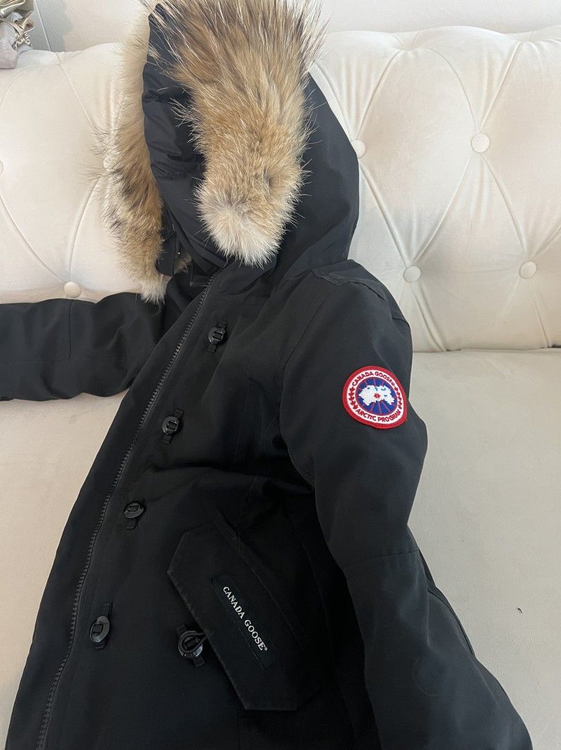 Canada Goose lasten untuvatakki