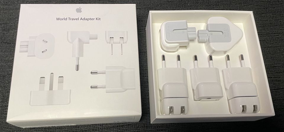 Apple World Travel Adapter Kit   matka-adapterisarja