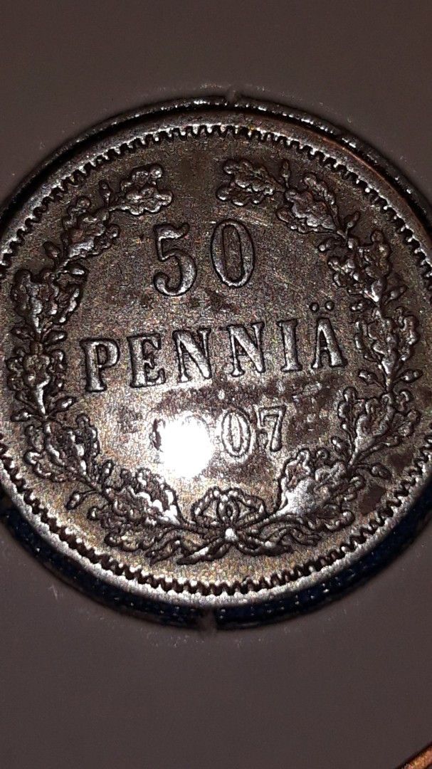 50 pennin keräilykolikko, vuodelta 1907