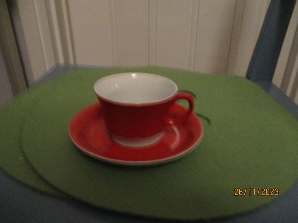 Arabia EP malli punainen kahvikuppi