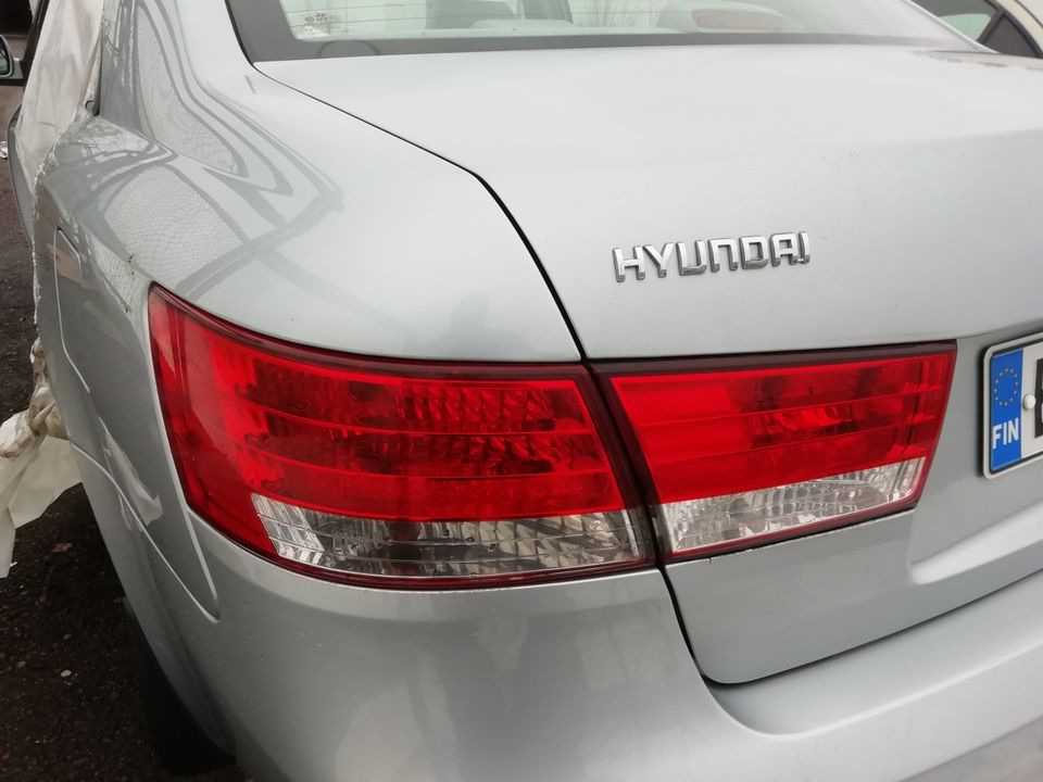 Hyundai Sonata 2006 takavalo