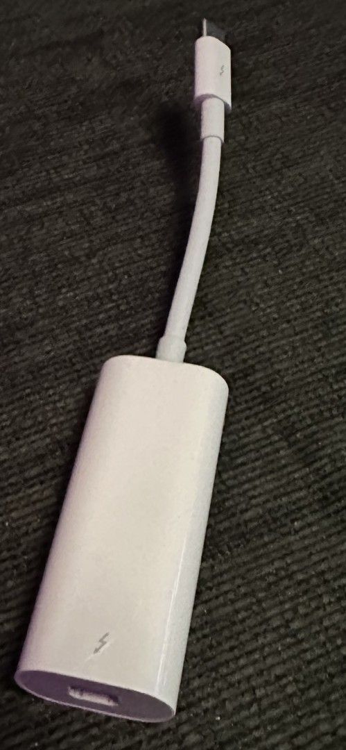 Apple Thunderbolt 3 USB-C - Thunderbolt 2 -adapteri - käytetty