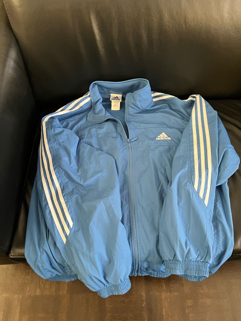 Adidas tuulitakki