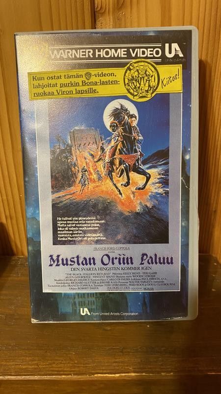 VHS - Mustan Oriin Paluu, Musta Hevonen