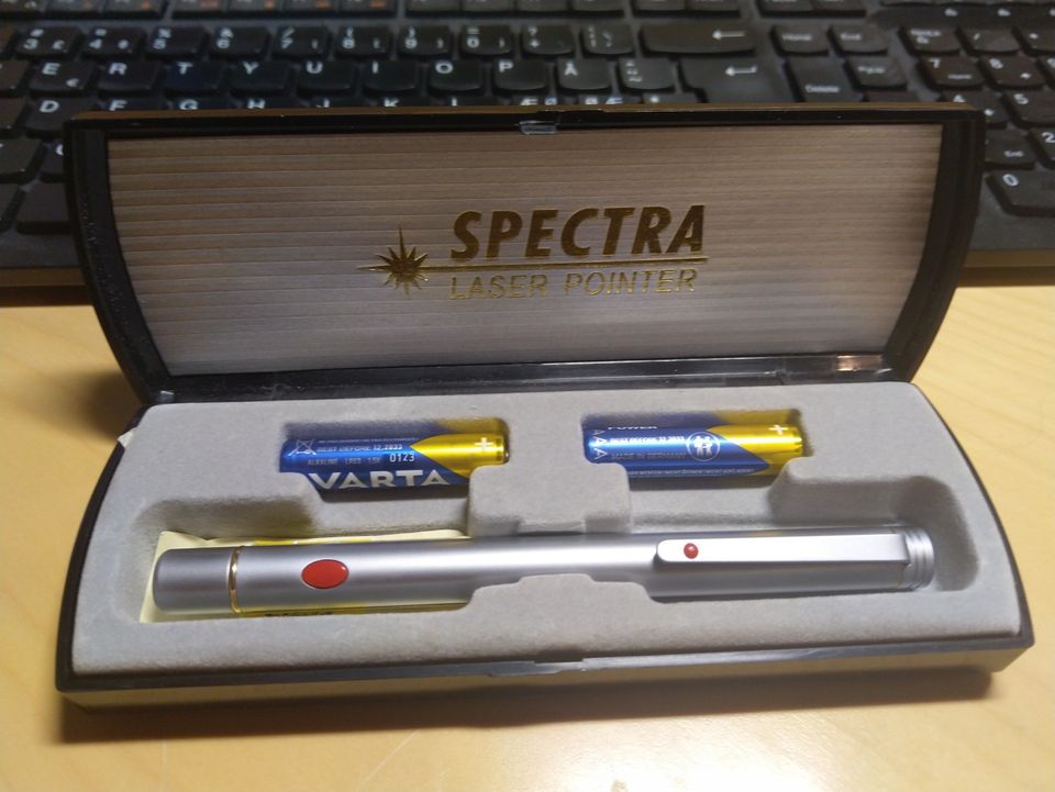 Laser-osoitin, SPECTRA Laser Pointer