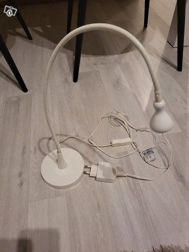 Pöytälamppu Ikea jansjö valaisin