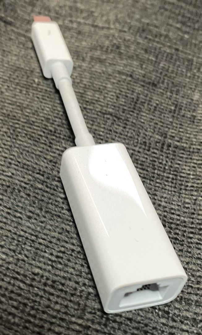 Apple Thunderbolt Gigabit Ethernet -adapteri - käytetty