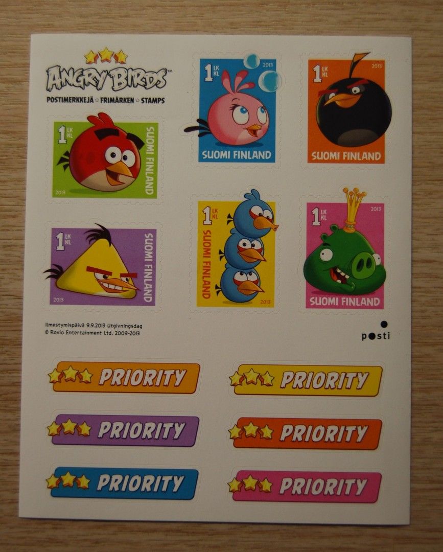 Angry Birdseille omat postimerkit