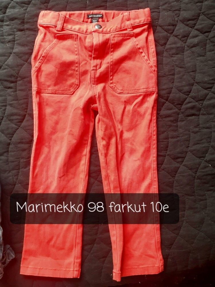 Marimekko punaiset farkut