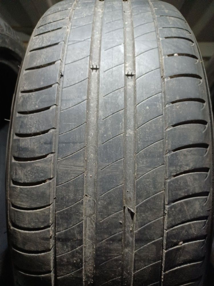 205/55 R17 91w Michelin kesärenkaat käytetyt