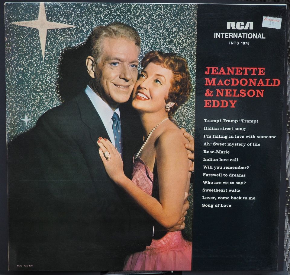 Jeanette Macdonalds & Nelson Eddy LP Erinomainen