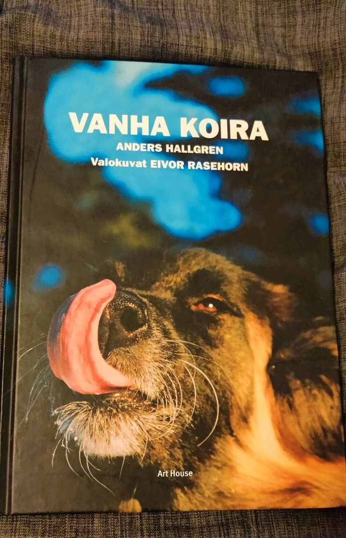 Vanha koira kirja