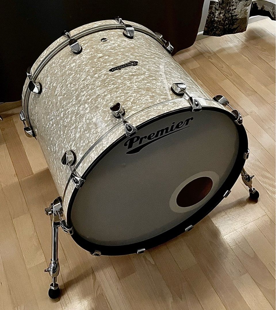 Premier Series Classic Maple 22"x18" bassorumpu