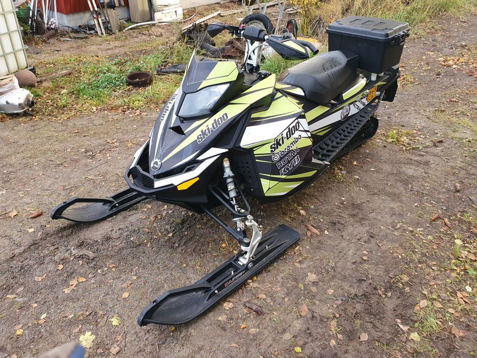 Skidoo mxz 800