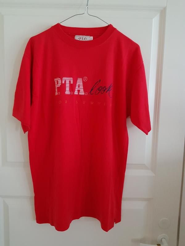 PTA punainen t-paita