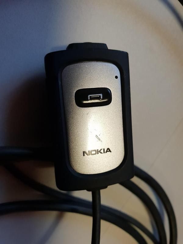 Nokian retro-puhelinten tarvikkeita