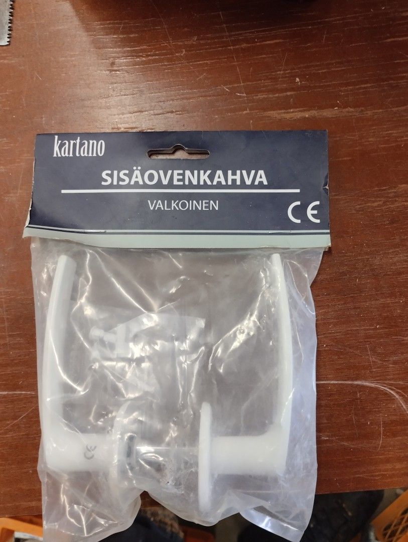 Sisä oven kahva valkoinen