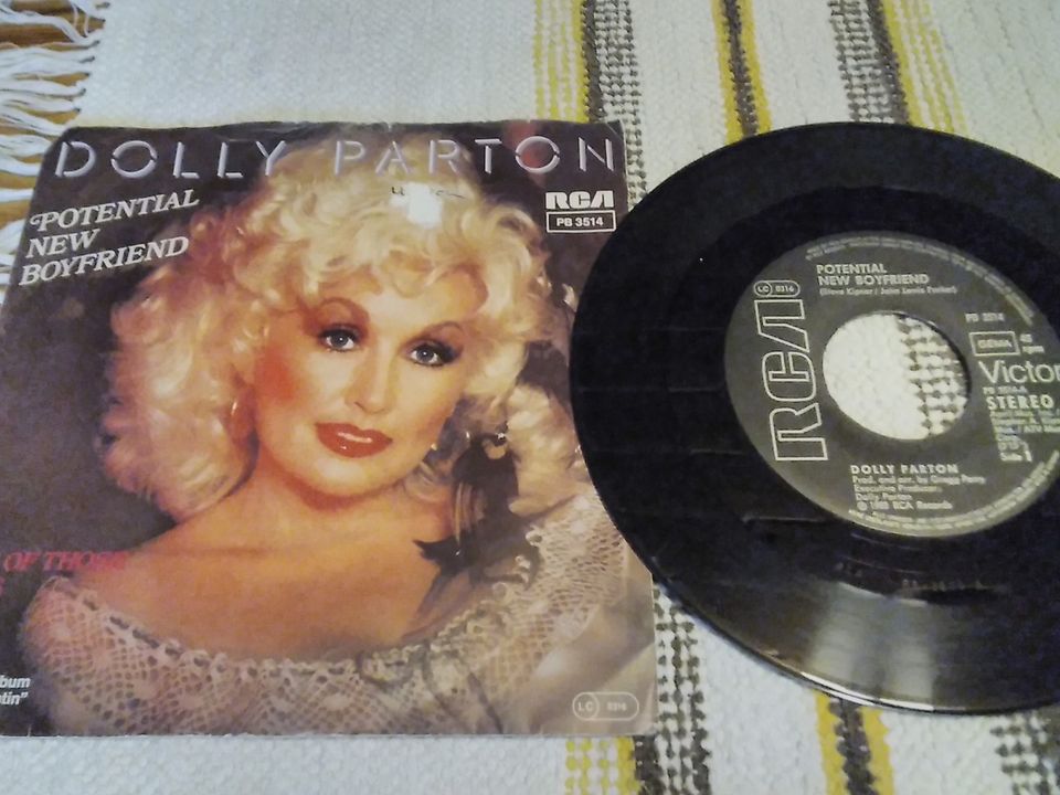 Dolly Parton 7" Potential new boyfriend