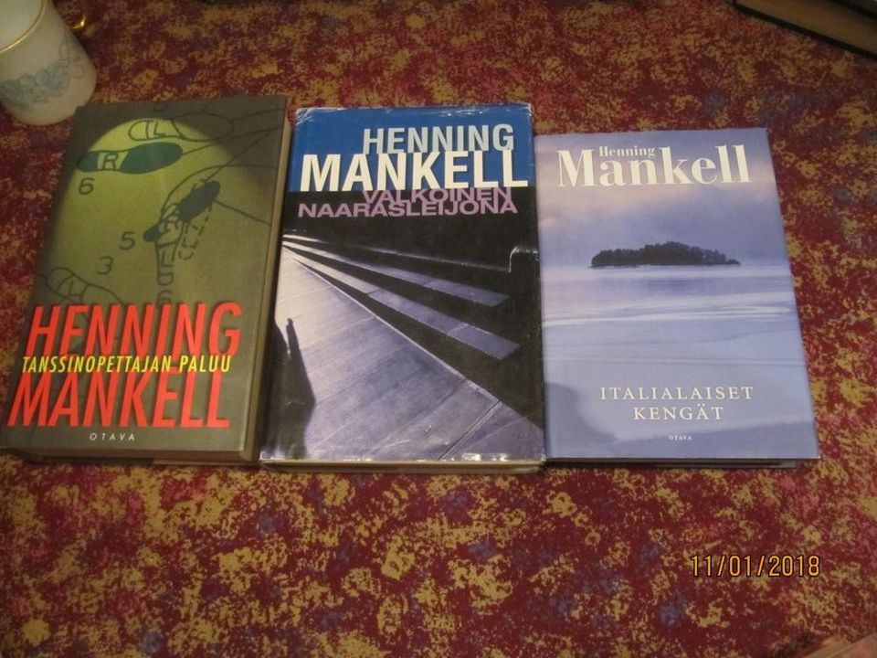 Henning Mankellin kirjoja