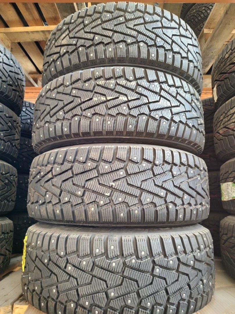 Pirelli ice zero 225 55 17 nastarenkaat ajamattoma